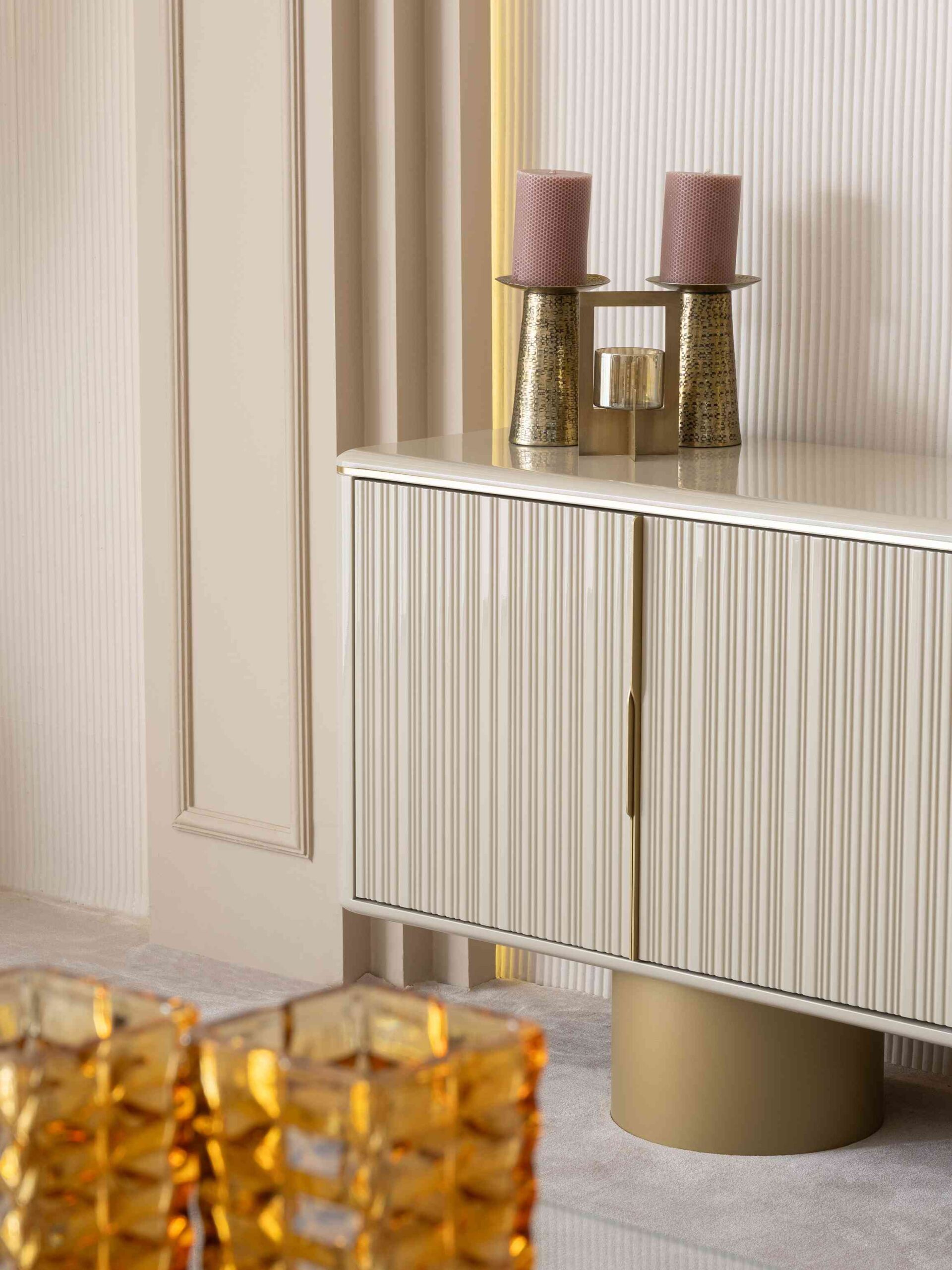 Festival Sideboard - Image 2